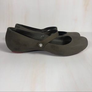 Women’s Crocs Flats Size 9